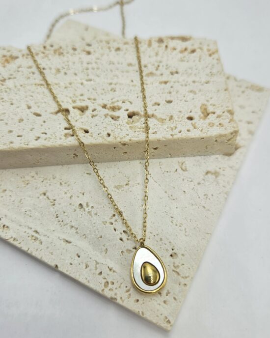 Minimal Μενταγιόν Σταγόνα με Λευκή Λεπτομέρεια από Ανοξείδωτο Ατσάλι σε Χρυσό Τόνο