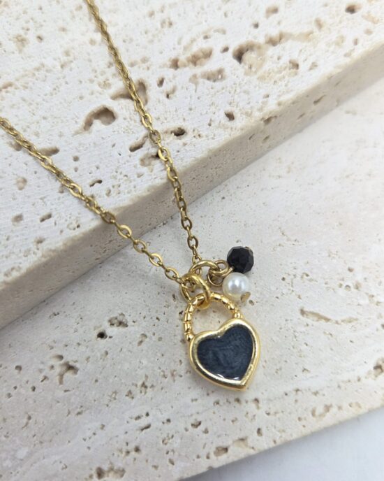 Μενταγιόν Ανοξείδωτο Ατσάλι σε Χρυσή Απόχρωση με Μαύρη Καρδιά & Charm Πέρλα