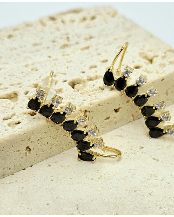 Σκουλαρίκια Ear Cuff με Μαύρες Πέτρες και Ζιργκόν σε Χρυσή Απόχρωση