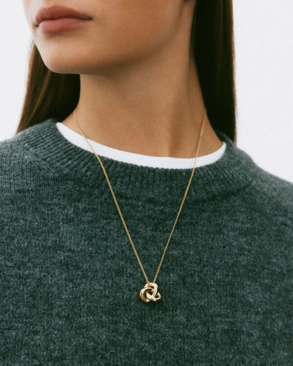 EDBLAD Gold Tone Interlocked Rings Necklace Stainless Steel
