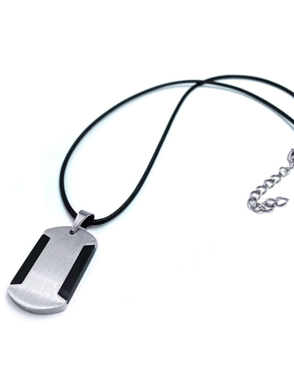 Ατσάλινο Ανδρικό Μενταγιόν Πλάκα 22x34mm με Μαύρα Πλαϊνά σε Ασημί & Μαύρο